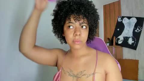 Snapshot of alika01_ chatting on December 2025 02:01:01 PM alika online show from December 2025 02:01:01 PM