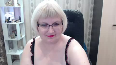 Snapshot of alina672211 chatting on May 2026 05:23:02 AM alina672211 online show from May 2026 05:23:02 AM