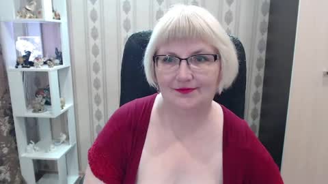 Snapshot of alina672211 chatting on May 2026 06:00:01 AM alina672211 online show from May 2026 06:00:01 AM