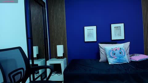 Alina online show from February 2025 11:34:01 AM