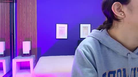 Alina online show from February 2025 11:40:02 AM