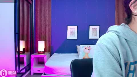 Alina online show from September 2025 11:55:02 AM