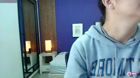 Alina online show from September 2025 12:09:02 PM