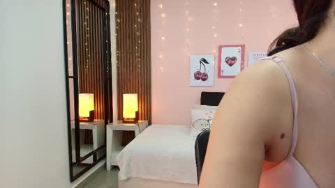 Alina online show from January 2026 11:46:02 AM