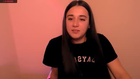 Snapshot of alinaasti_ chatting on December 2025 07:47:01 AM Alina online show from December 2025 07:47:01 AM