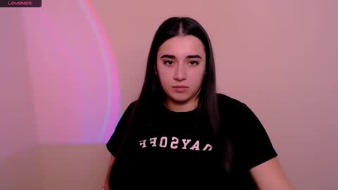 Snapshot of alinaasti_ chatting on January 2026 09:25:02 AM Alina online show from January 2026 09:25:02 AM