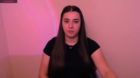 Snapshot of alinaasti_ chatting on February 2026 08:30:01 AM Alina online show from February 2026 08:30:01 AM