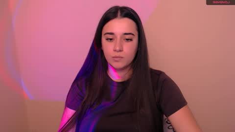 Snapshot of alinaasti_ chatting on February 2026 09:10:02 AM Alina online show from February 2026 09:10:02 AM