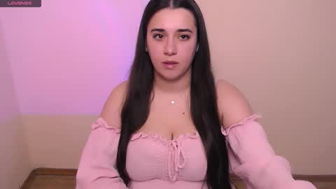 Snapshot of alinaasti_ chatting on March 2026 08:42:02 AM Alina online show from March 2026 08:42:02 AM