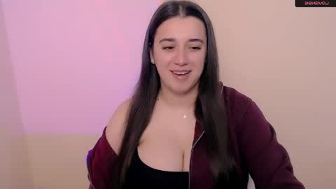 Snapshot of alinaasti_ chatting on April 2026 07:37:02 AM Alina online show from April 2026 07:37:02 AM