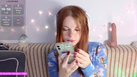 Alina and Ben online show from November 2025 09:47:01 PM