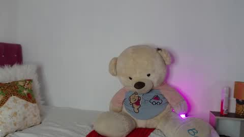 lili online show from December 2024 01:15:02 AM