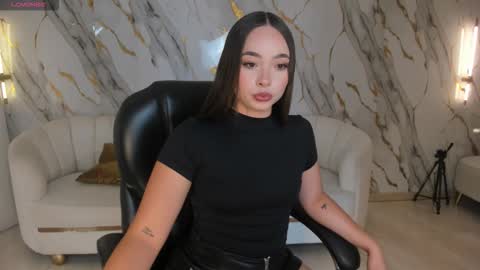 alinakravitz_ online show from March 2026 07:09:01 PM