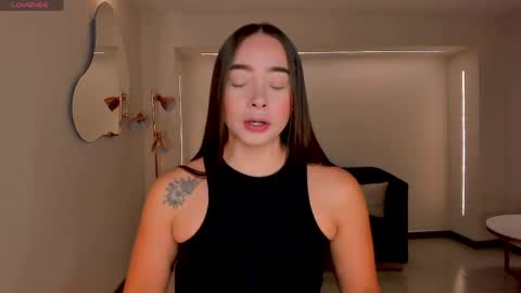 alinakravitz_ online show from June 2026 12:07:02 PM