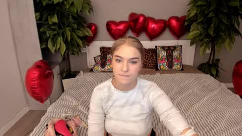 Alina online show from February 2026 06:35:02 PM