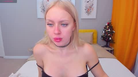 Snapshot of alinaocean chatting on December 2025 01:28:02 PM alinaocean online show from December 2025 01:28:02 PM