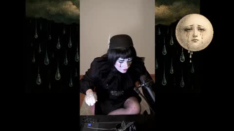 Snapshot of alinawhitegoth chatting on June 2026 11:07:01 PM alinawhitegoth online show from June 2026 11:07:01 PM