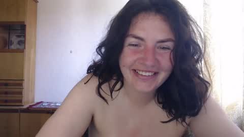 Snapshot of alinaxjames chatting on July 2026 08:52:01 AM AlinaxJames online show from July 2026 08:52:01 AM