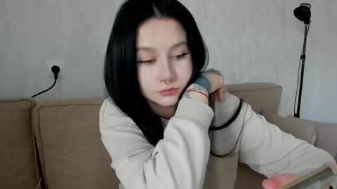 Aline Greeeen online show from February 2025 07:35:01 AM