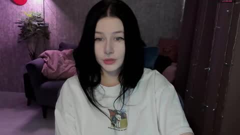 Snapshot of alinegreeeen chatting on February 2026 07:15:02 AM Aline Greeeen online show from February 2026 07:15:02 AM