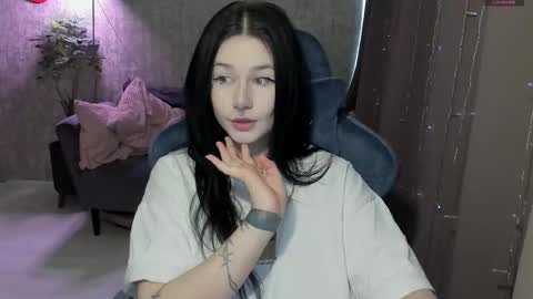 Snapshot of alinegreeeen chatting on February 2026 06:12:02 AM Aline Greeeen online show from February 2026 06:12:02 AM