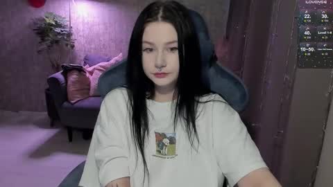 Snapshot of alinegreeeen chatting on March 2026 12:22:01 PM Aline Greeeen online show from March 2026 12:22:01 PM