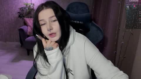 Snapshot of alinegreeeen chatting on March 2026 03:54:01 AM Aline Greeeen online show from March 2026 03:54:01 AM