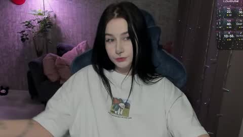 Snapshot of alinegreeeen chatting on April 2026 10:45:02 AM Aline Greeeen online show from April 2026 10:45:02 AM