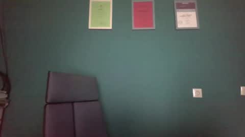 Snapshot of aliprcalica1 chatting on April 2026 01:41:01 PM Chris online show from April 2026 01:41:01 PM