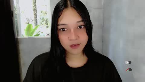 Shanti xhey online show from October 2025 10:33:01 PM