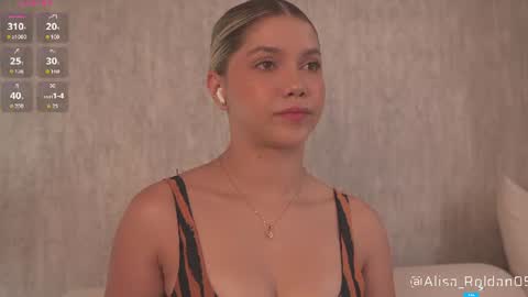 Snapshot of alisa_roldan chatting on June 2026 01:04:01 PM online show from June 2026 01:04:01 PM