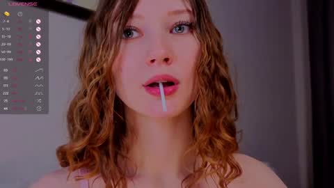 Snapshot of alisavine chatting on April 2026 08:13:02 PM Alisa online show from April 2026 08:13:02 PM