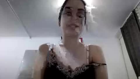 Snapshot of alisaxcristal chatting on April 2026 03:09:01 PM AlisaXCristal online show from April 2026 03:09:01 PM