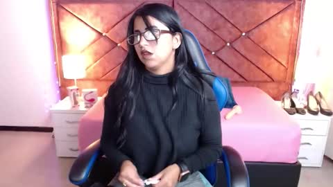 Snapshot of alisha_gamskar13 chatting on April 2026 01:27:02 PM alisha_gamskar13 online show from April 2026 01:27:02 PM