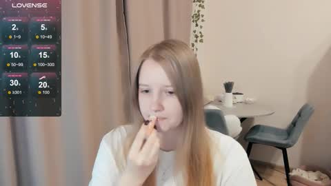 Alya online show from November 2025 10:30:02 PM