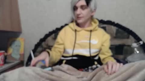 Alisha online show from December 2025 02:17:01 AM