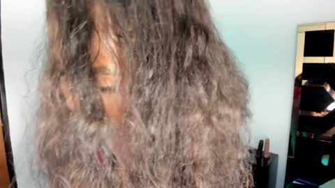 Alisha online show from February 2025 05:53:02 PM