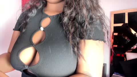 Alisha online show from February 2025 07:27:02 PM