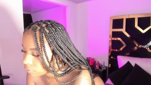 Alisha online show from March 2025 08:00:01 PM