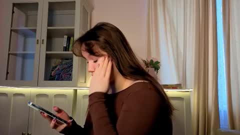 Alisia online show from February 2026 06:42:01 AM