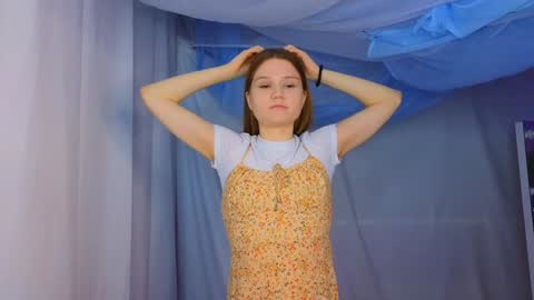 Snapshot of alisia_spinnet chatting on January 2025 06:53:02 AM Alisia online show from January 2025 06:53:02 AM