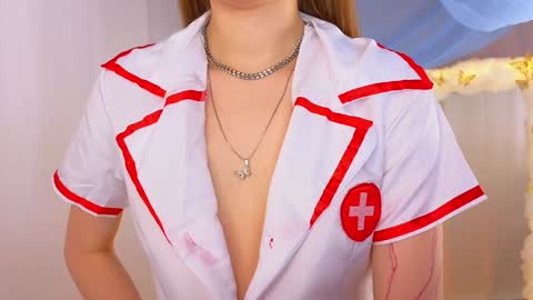 Snapshot of alisia_spinnet chatting on January 2025 01:22:02 PM Alisia online show from January 2025 01:22:02 PM