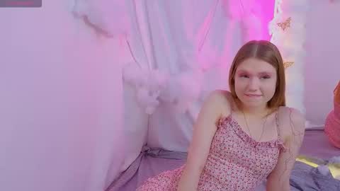 Snapshot of alisia_spinnet chatting on October 2025 03:57:02 PM Alisia online show from October 2025 03:57:02 PM