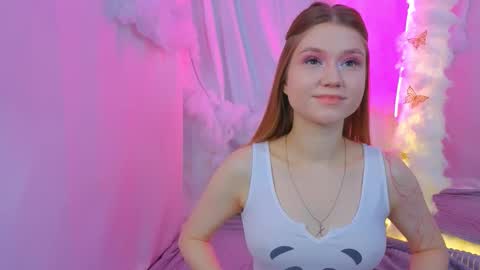 Snapshot of alisia_spinnet chatting on November 2025 03:46:02 PM Alisia online show from November 2025 03:46:02 PM