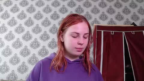 Snapshot of alismoona chatting on April 2026 09:15:01 AM Alisa online show from April 2026 09:15:01 AM