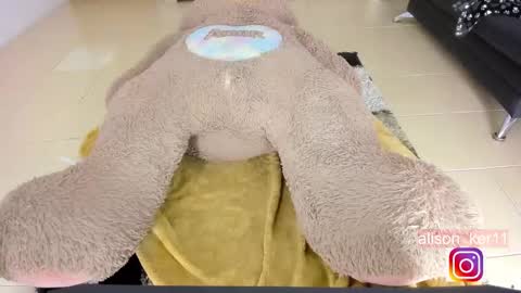 Sofias house online show from December 2024 07:18:02 PM