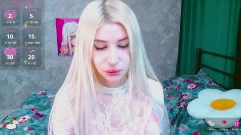 Snapshot of alison_moonlight chatting on April 2026 09:48:01 AM Alison online show from April 2026 09:48:01 AM