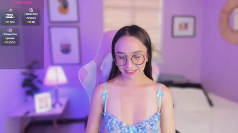 Snapshot of alisoon_dh chatting on October 2025 12:46:02 PM alisoon online show from October 2025 12:46:02 PM