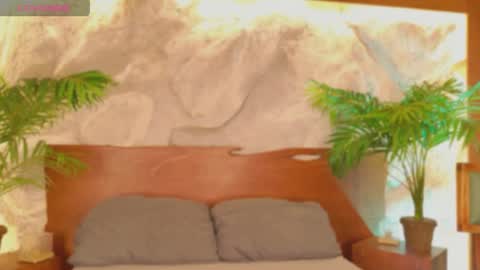 Alison Moon  online show from April 2026 05:29:01 PM