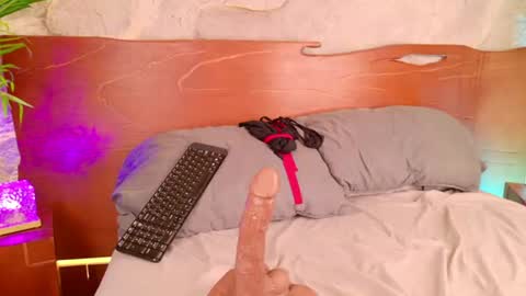 Alison Moon  online show from July 2026 02:05:17 AM